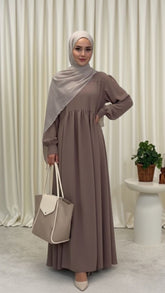 Essential Abaya With Premium Stole – Elegant Minimal Everyday Modest Wear