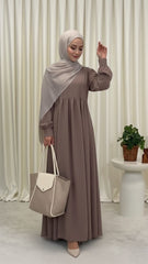 Essential Abaya With Premium Stole – Elegant Minimal Everyday Modest Wear