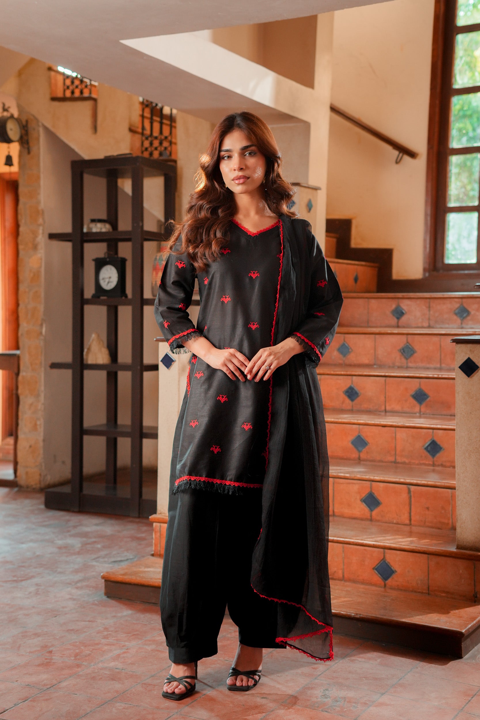🖤 Zohra Noir – 3 Piece  Premium Kurti Set