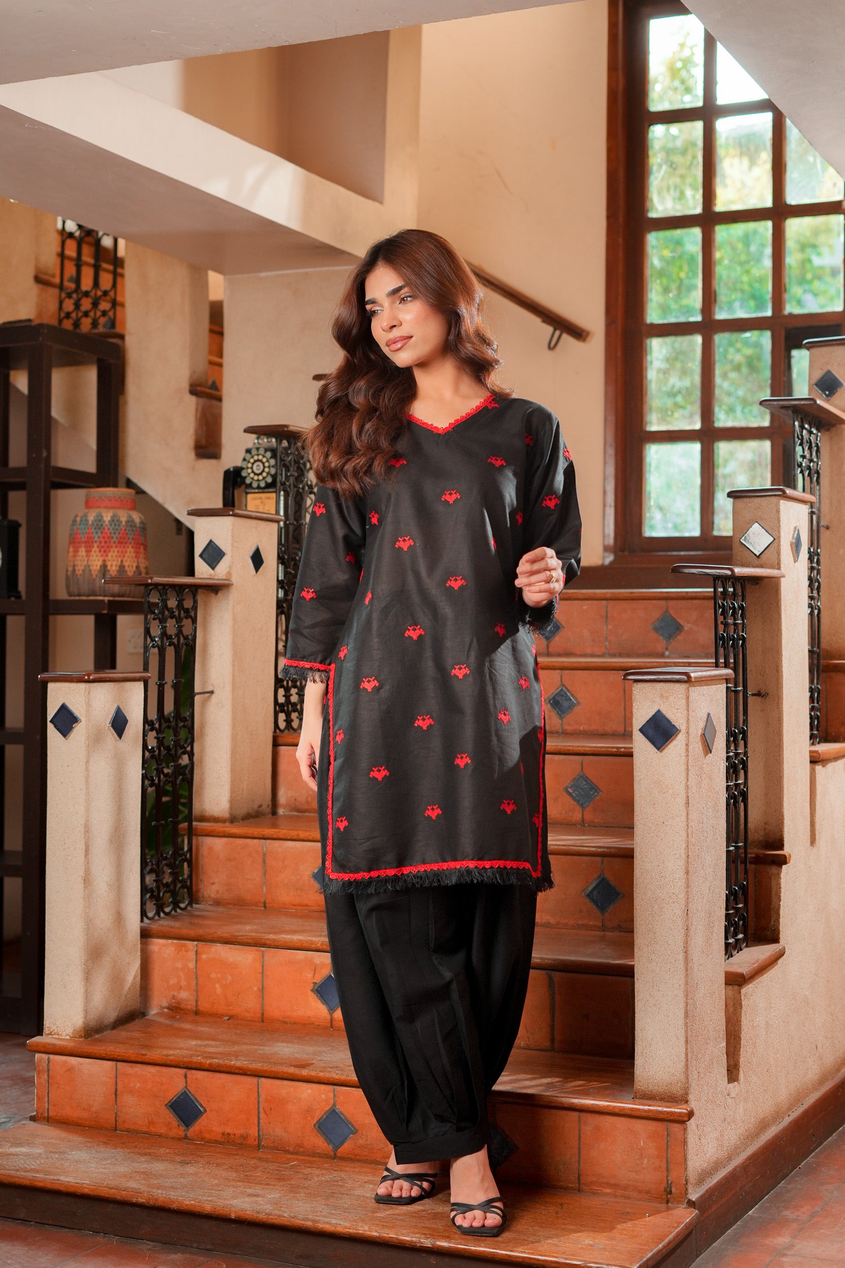 🖤 Zohra Noir – 3 Piece  Premium Kurti Set