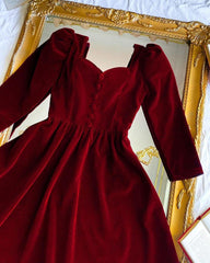 Vintage inspired velvet sweetheart Maxi dress